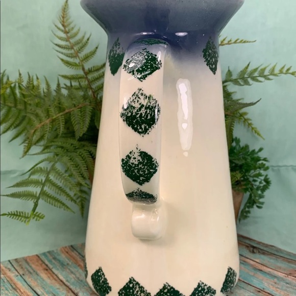 ⭐️Flat Earth Pottery Santa Pitcher Sponge Red Bkue Green 1994 - Picture 5 of 10